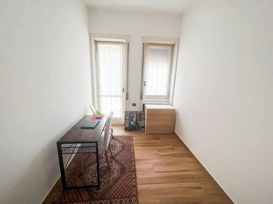 Casa Navigli Cozy Apartment In Darsena/Navigli Milan Italy