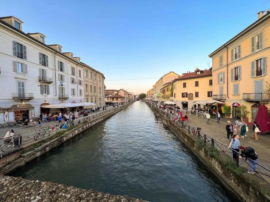 Casa Navigli Cozy Apartment In Darsena/Navigli Milan Italy